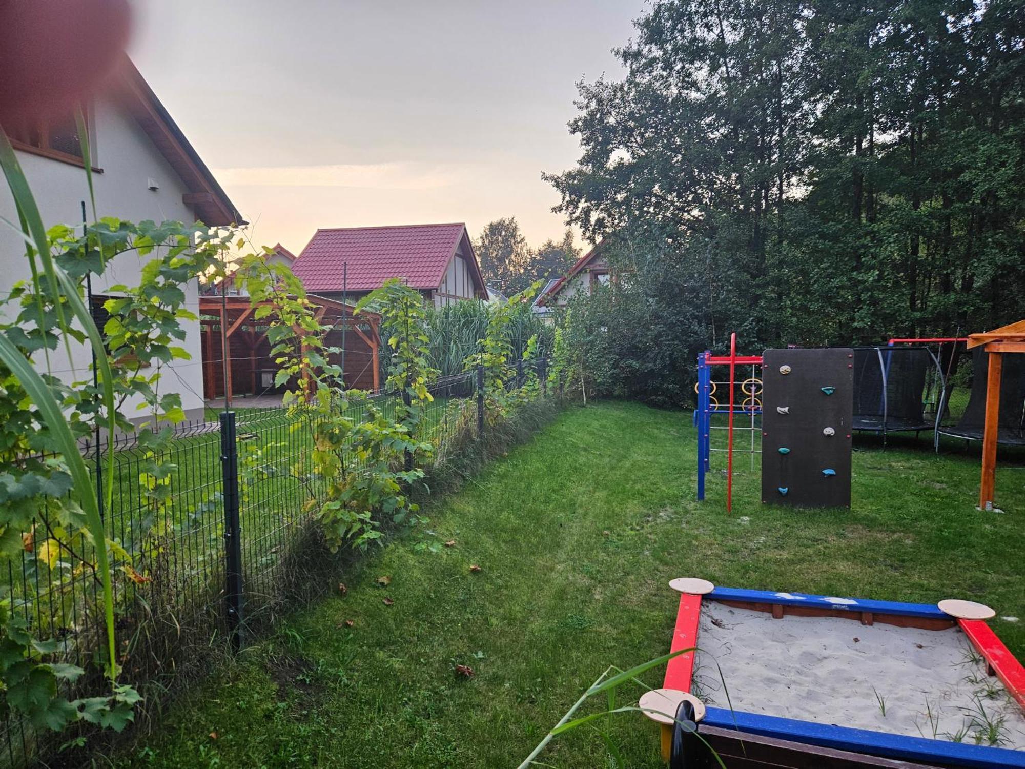 Villa Osada Cztery Pory Roku - Dom Jesien Kopalino Exterior foto